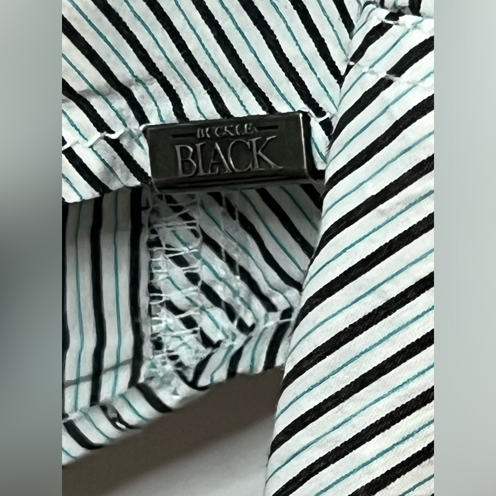 Buckle Black Shirt Men S Small Regular Fit White Blue Stripe Long Sleeve - Picture 4 of 9